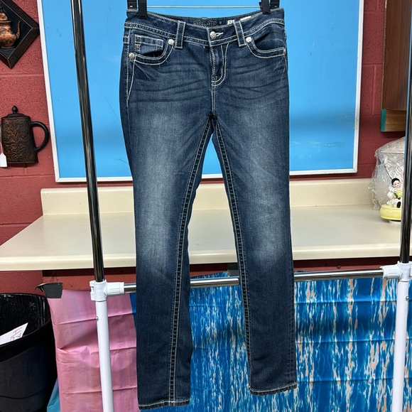MISS ME Mid-Rise Skinny, Size 28, NWOT, Never Worn, MAKE AN OFFER!!! - Picture 2 of 11